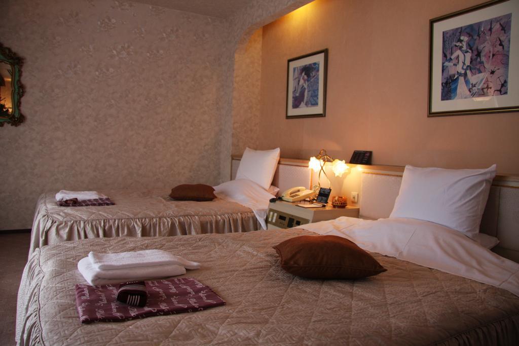 Hotel Platon Chikuma Esterno foto