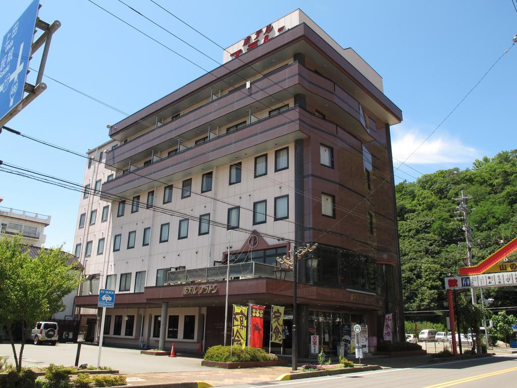 Hotel Platon Chikuma Esterno foto