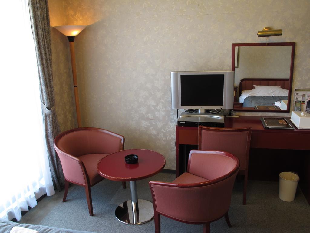 Hotel Platon Chikuma Esterno foto